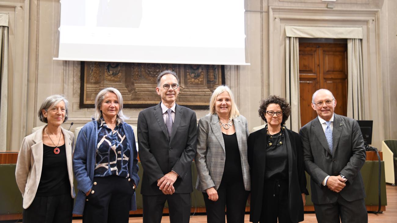 Guido W. Imbens con i partecipanti all'incontro in Aula Magna